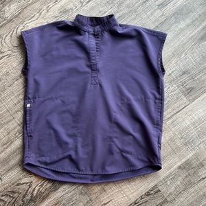 FIGS LIMITED DEEP PURPLE- Rafaela oversized XSmall top scrub